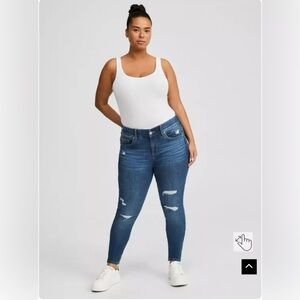 Torrid Bombshell High-Rise Skinny Jean – Size 24 Short